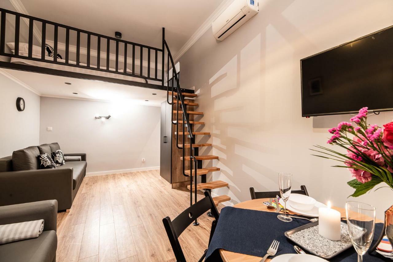 Lubomirskiego 23 Residence - Great Location, 10 Min To Main Square By Foot, Right Next To Main Rail And Bus Station Cracóvia Exterior foto