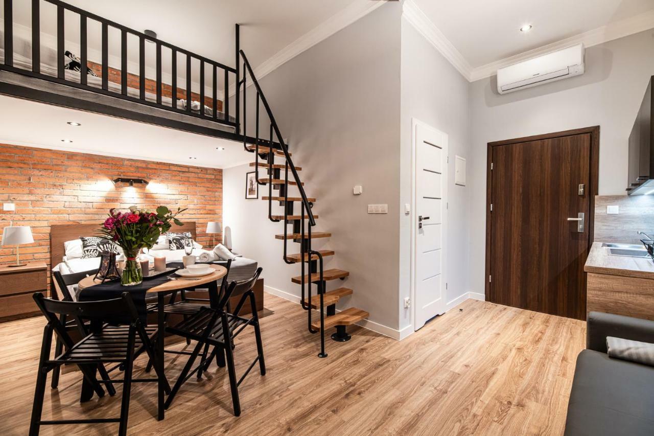 Lubomirskiego 23 Residence - Great Location, 10 Min To Main Square By Foot, Right Next To Main Rail And Bus Station Cracóvia Exterior foto