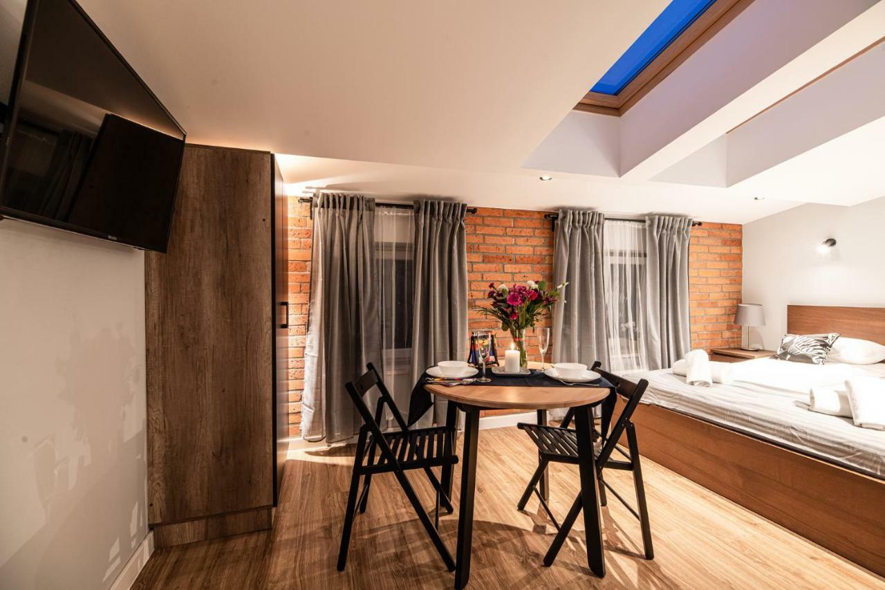 Lubomirskiego 23 Residence - Great Location, 10 Min To Main Square By Foot, Right Next To Main Rail And Bus Station Cracóvia Exterior foto