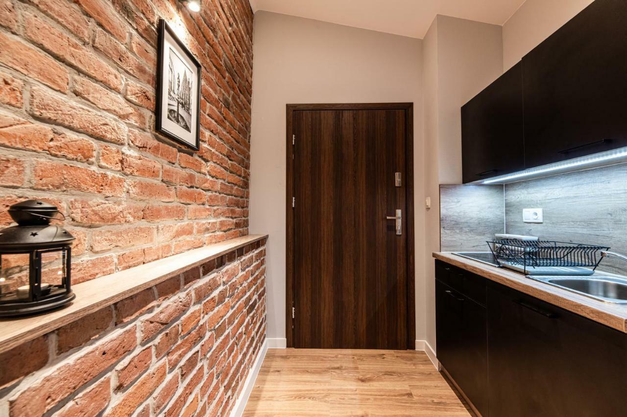 Lubomirskiego 23 Residence - Great Location, 10 Min To Main Square By Foot, Right Next To Main Rail And Bus Station Cracóvia Exterior foto