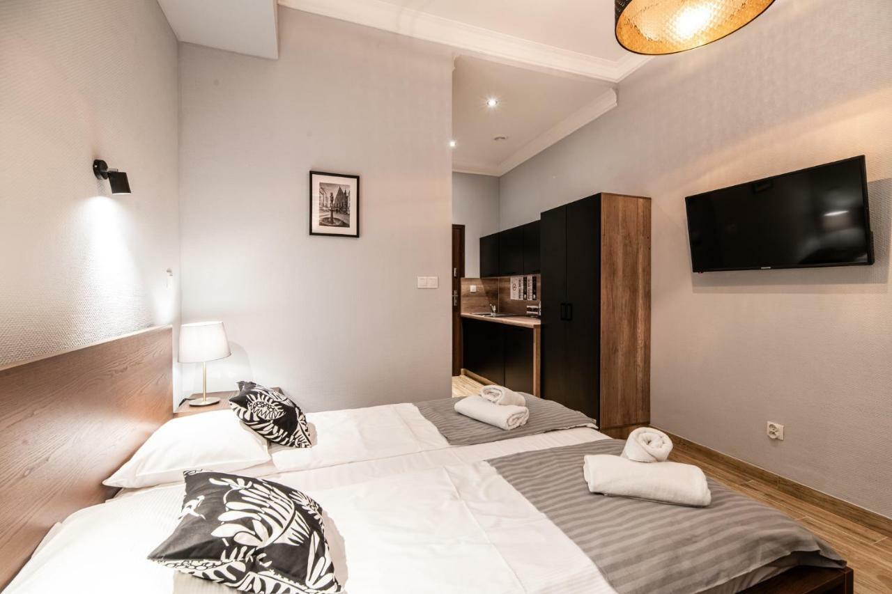 Lubomirskiego 23 Residence - Great Location, 10 Min To Main Square By Foot, Right Next To Main Rail And Bus Station Cracóvia Exterior foto